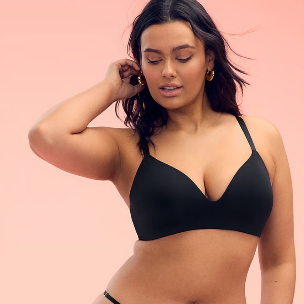 NWT Victoria's Secret T-shirt Lightly Lined Wireless Black Bra 36DD